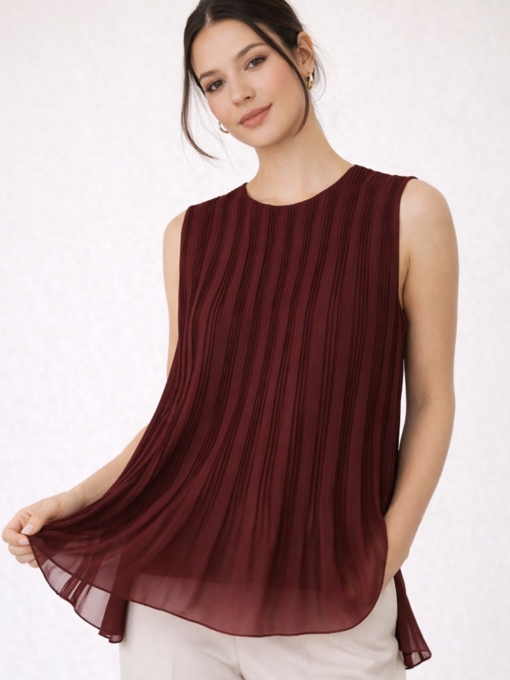 Club Monaco Pleated Burgundy Sleeveless Blouse Size L Flowy Minimalist